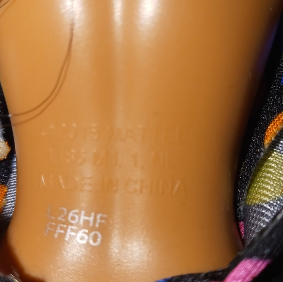 5 Barbie dolls 2009, 2010 & 2015 - Picture 4 of 16